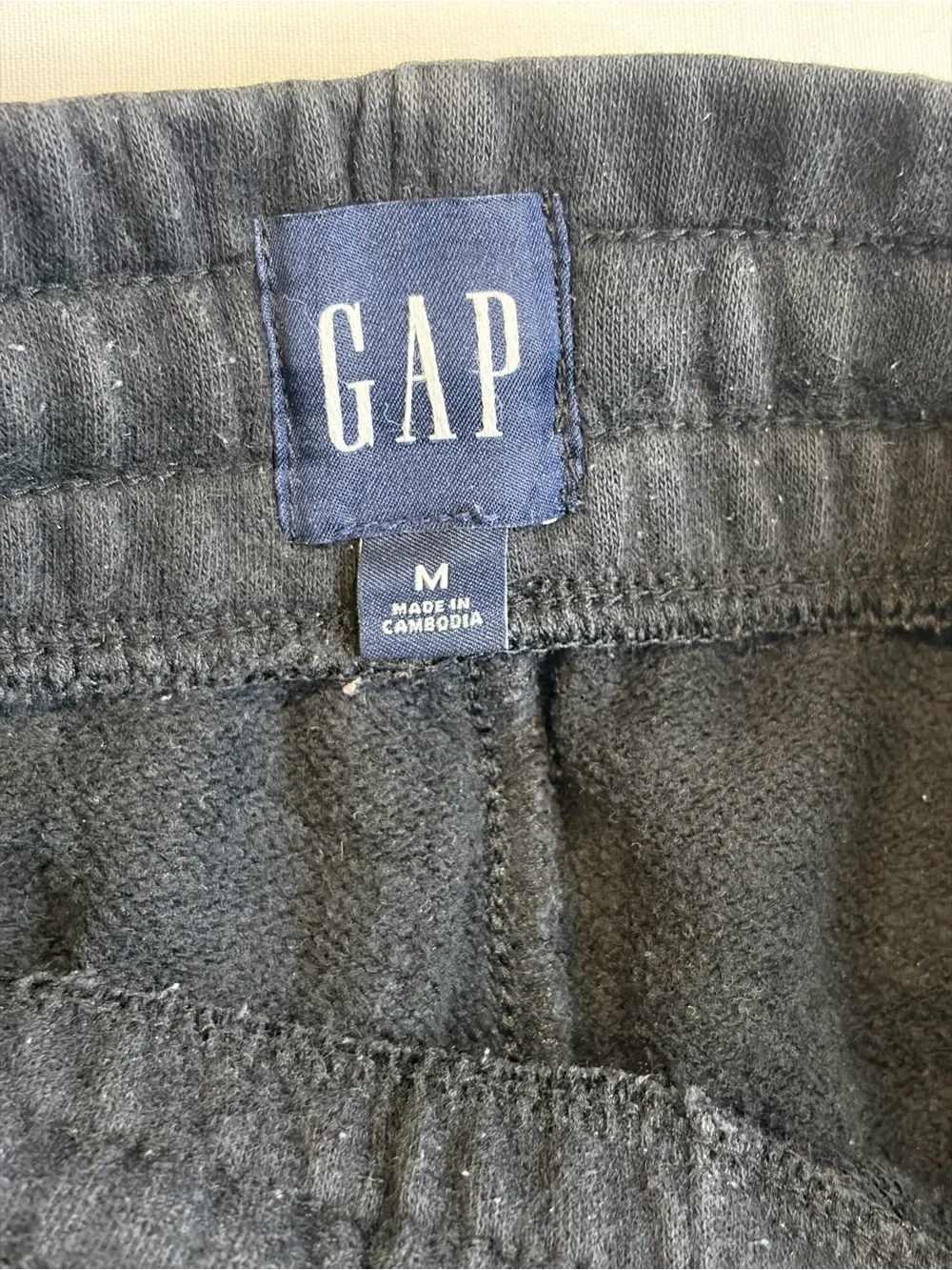 GAP Men’s Black Jogger Sweatpants with White Drawstring